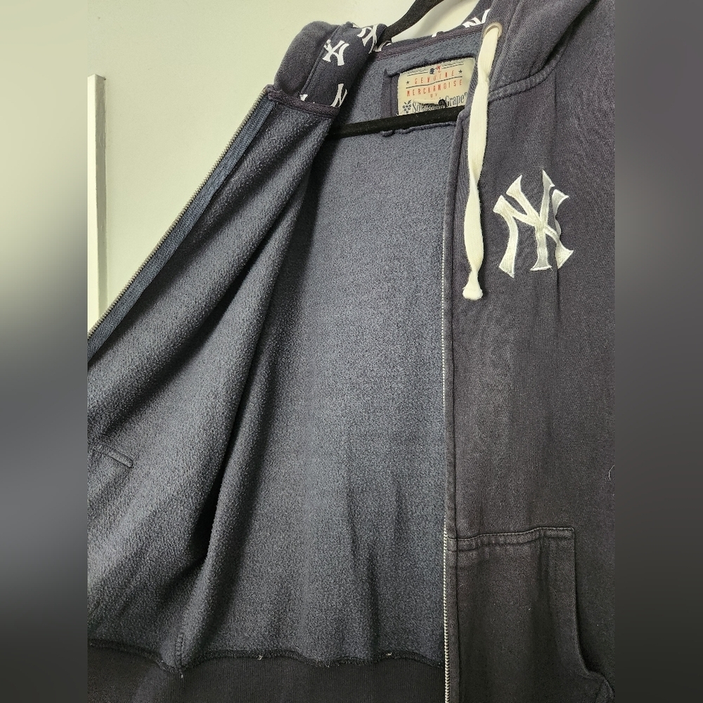 New York Yankees Embroidered Printed Hood Zip Up XL - Picture 6 of 7